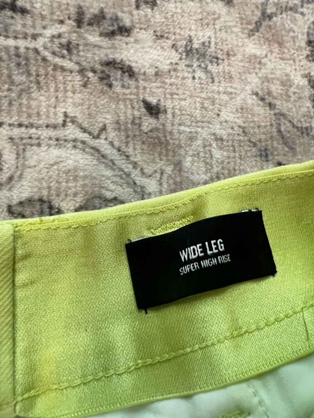 Express Wide-Leg High-Waist Pants in Lime Green size 4 regular - Picture 6 of 8